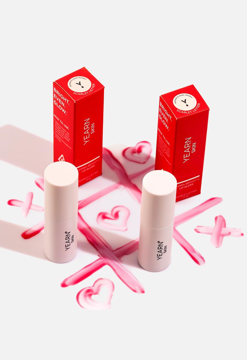 YEARN SKIN - Hydra Bright C Lip Gloss - Scarlet Letter