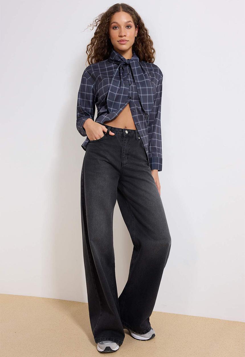 Trendyol - High Waist Extra Wide Leg Jeans - Black