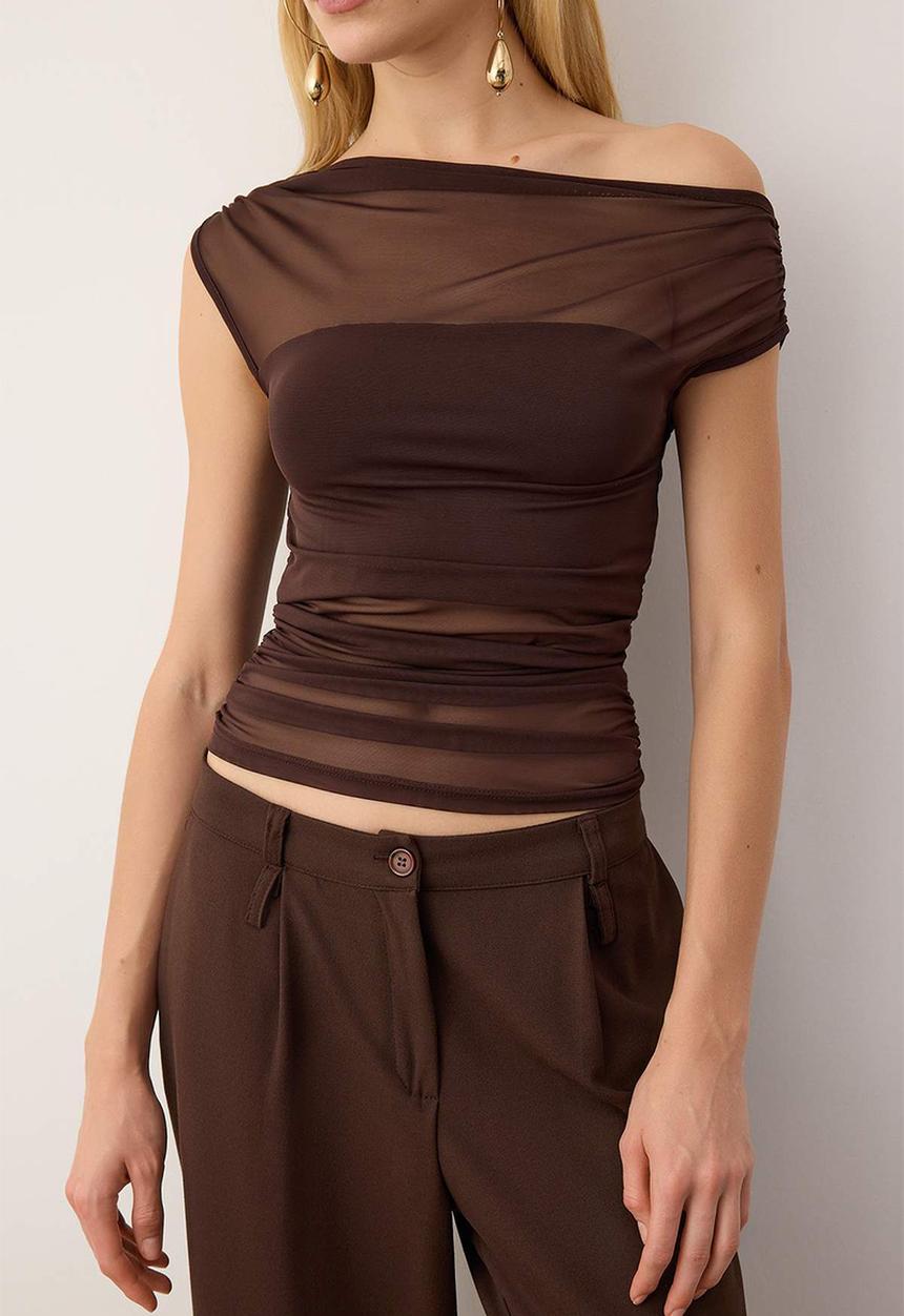 Trendyol - Lined Carmen Collar Knitted Tulle Blouse - Dark Brown