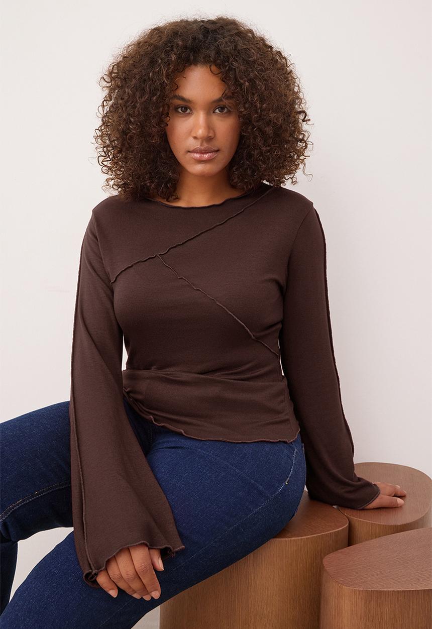 Trendyol - Plus Soft Fabric Ribbed Detail Spanish Sleeve Knitted Blouse - Brown