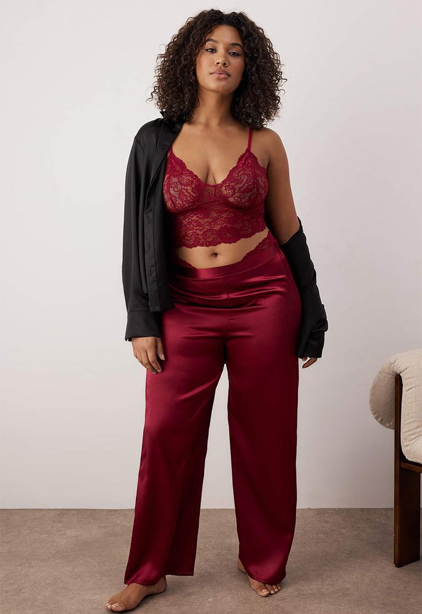 Trendyol - Plus 3-Piece Dowry Set Top Lace Bottom Satin Pajama Set - Burgundy