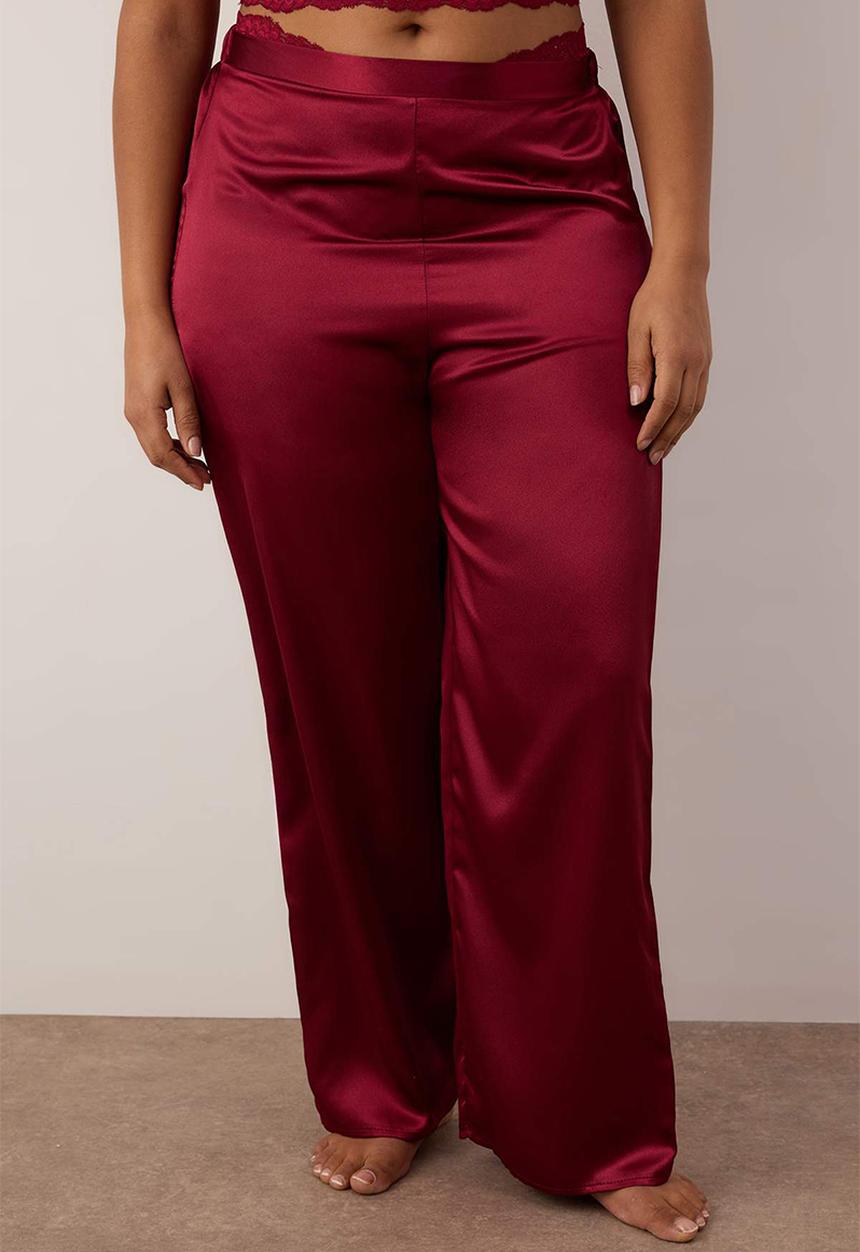 Trendyol - Plus 3-Piece Dowry Set Top Lace Bottom Satin Pajama Set - Burgundy