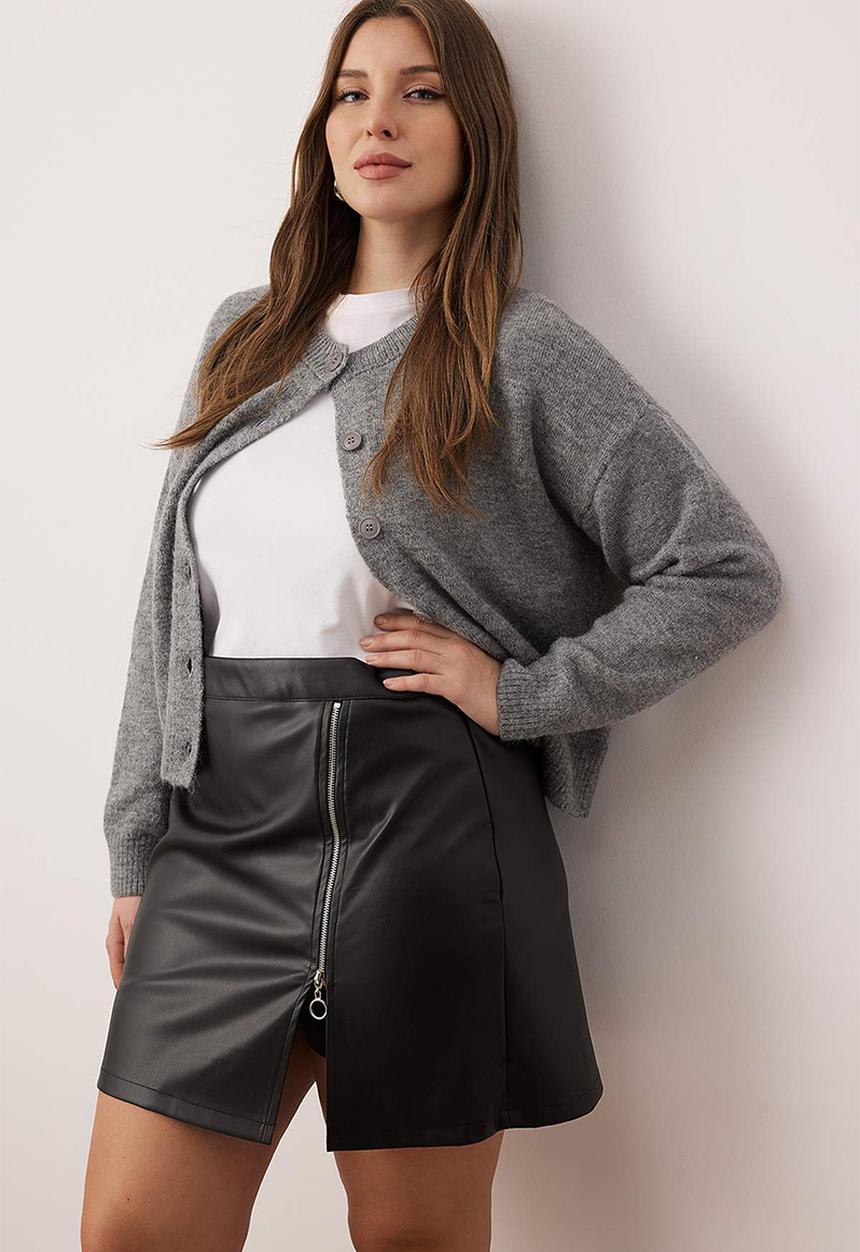 Trendyol - Plus Faux Leather Mini Zipper Detail Winter Woven Skirt - Black