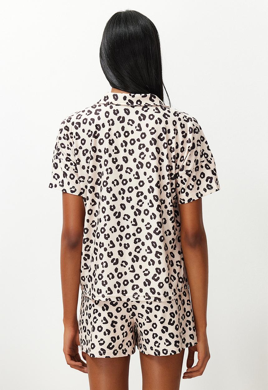 Trendyol - Leopard print knitted pajama set - beige