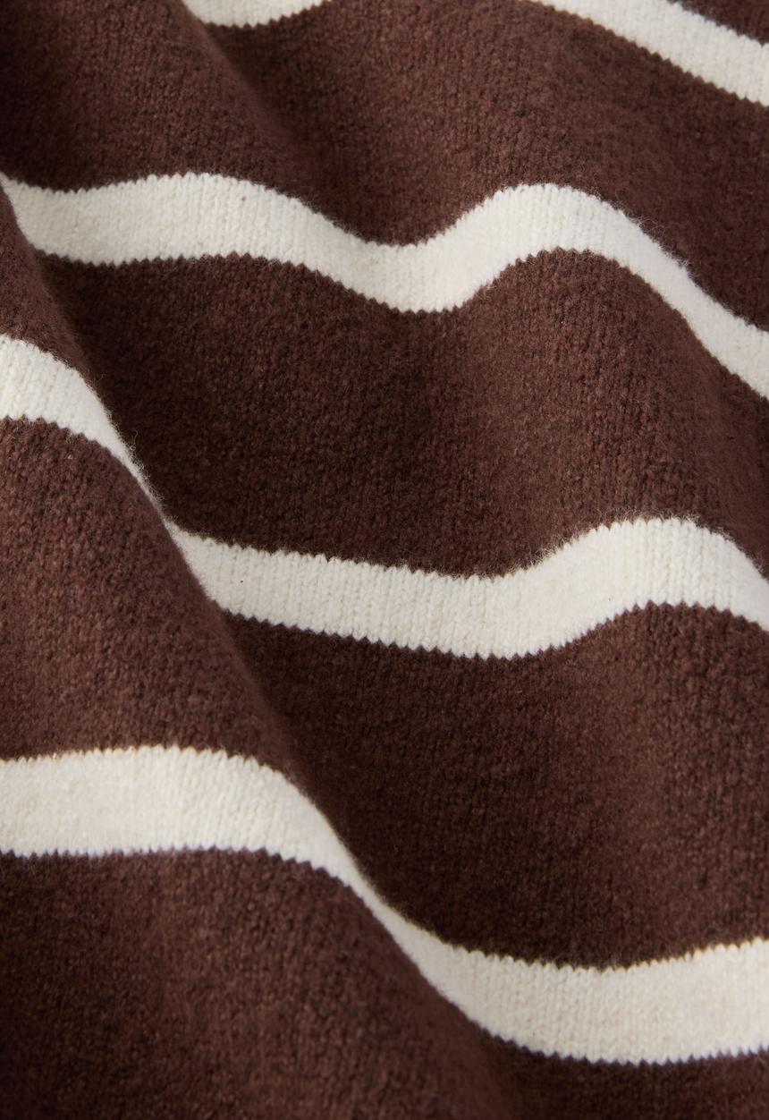 Cotton On - Box fit crew knit - chocolate stripe