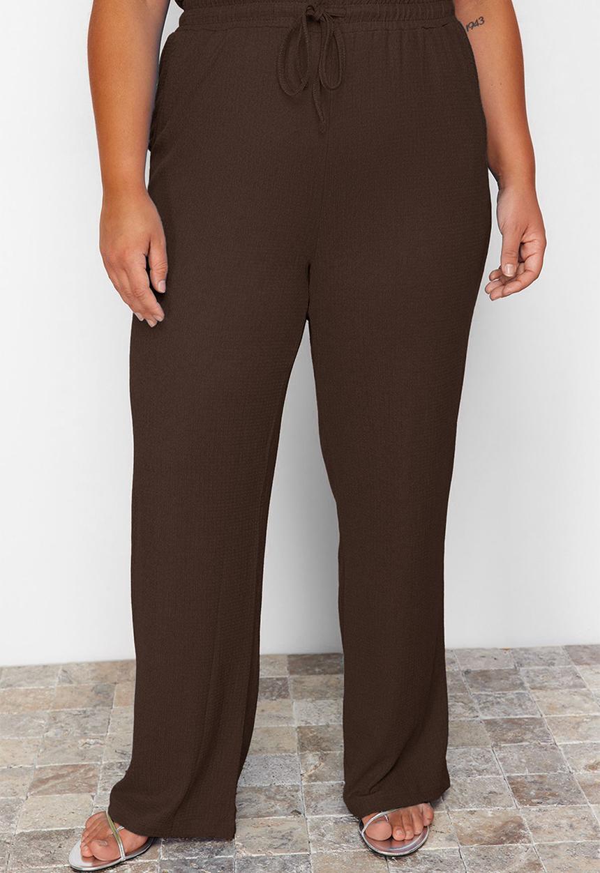 Trendyol - Plus Crew Neck Transitional T-Shirt Pant Set - Brown