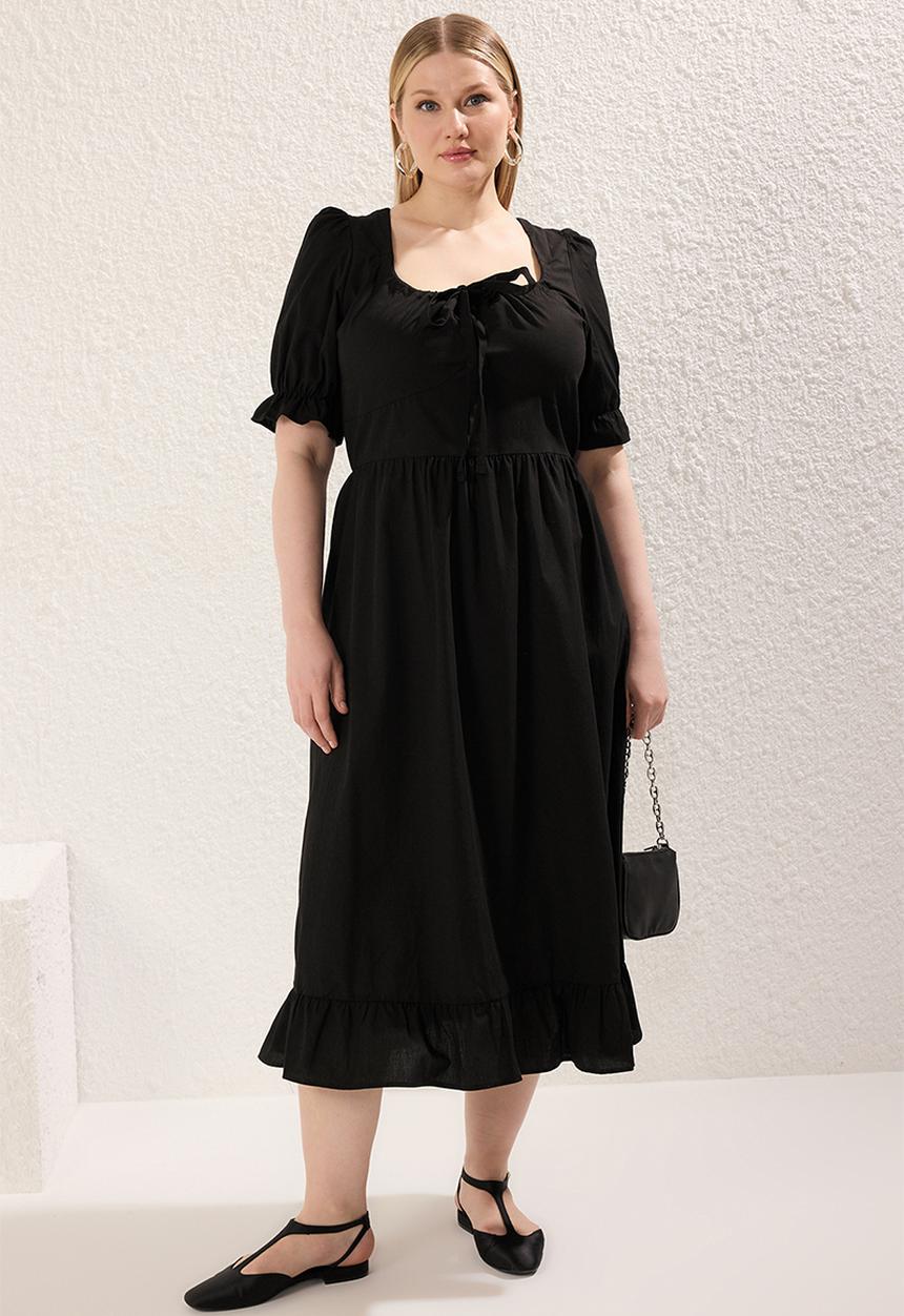 Trendyol - Plus Square Neck Back Tie Detail Woven Dress - Black