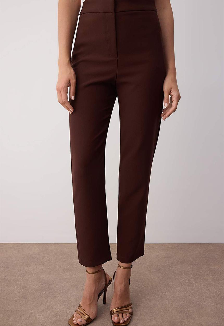 Trendyol - Slim Fit Evening Trousers - Brown