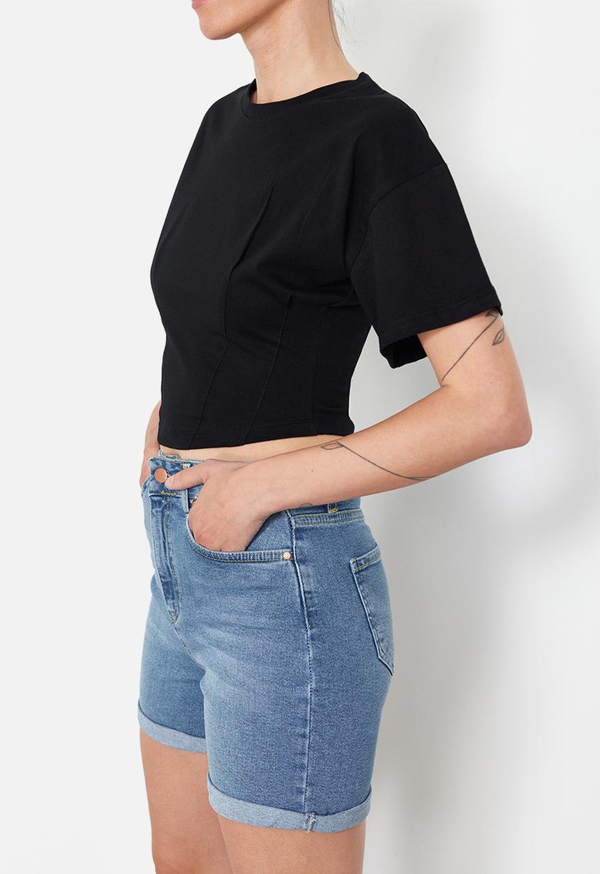 Trendyol - Crop Top Regular Fit T-Shirt - Black