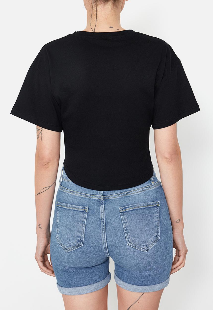 Trendyol - Crop Top Regular Fit T-Shirt - Black