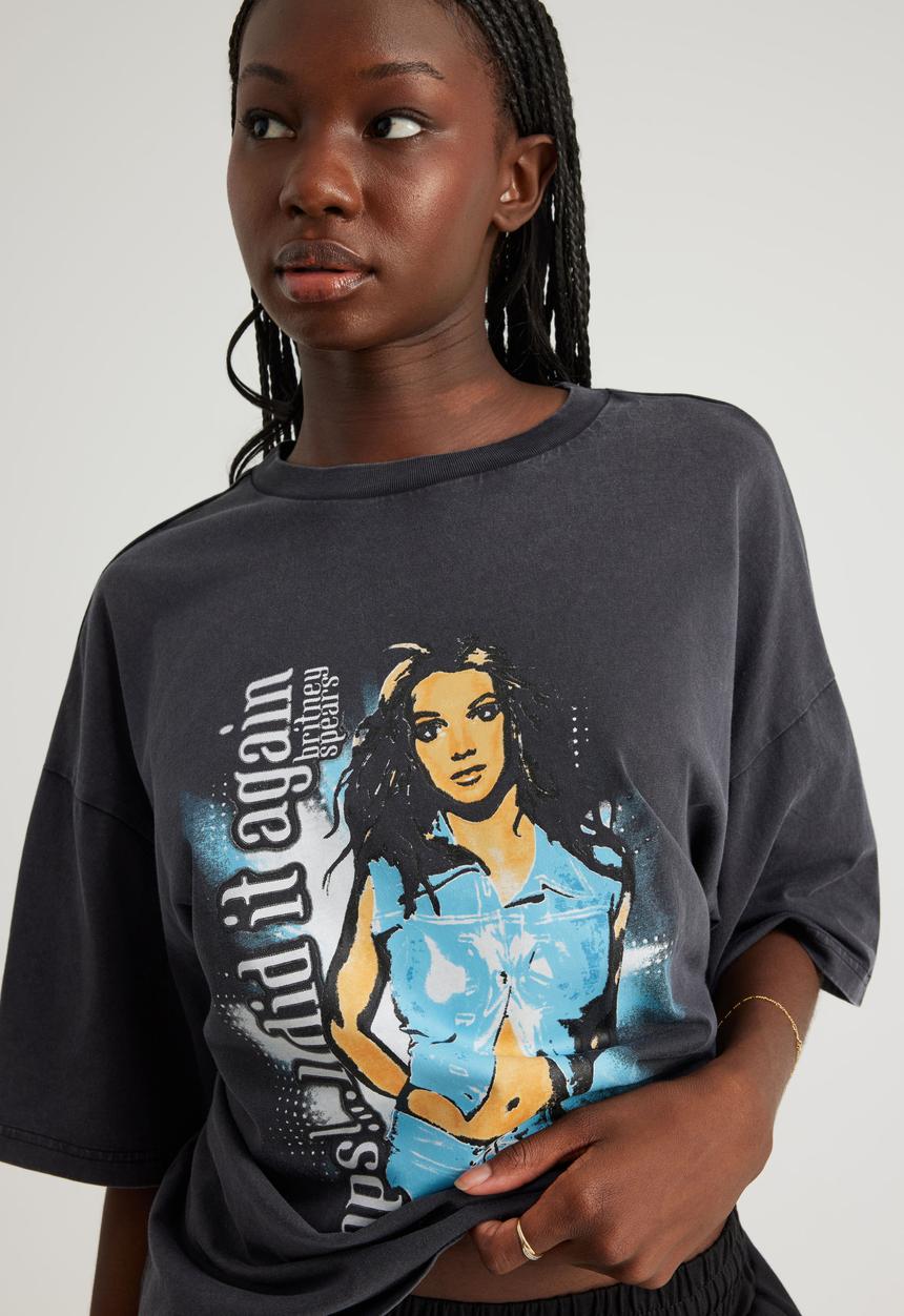 Factorie - Oversized Music Merch Tee - Lcn Bra Washed Black/Britney Spears Oops