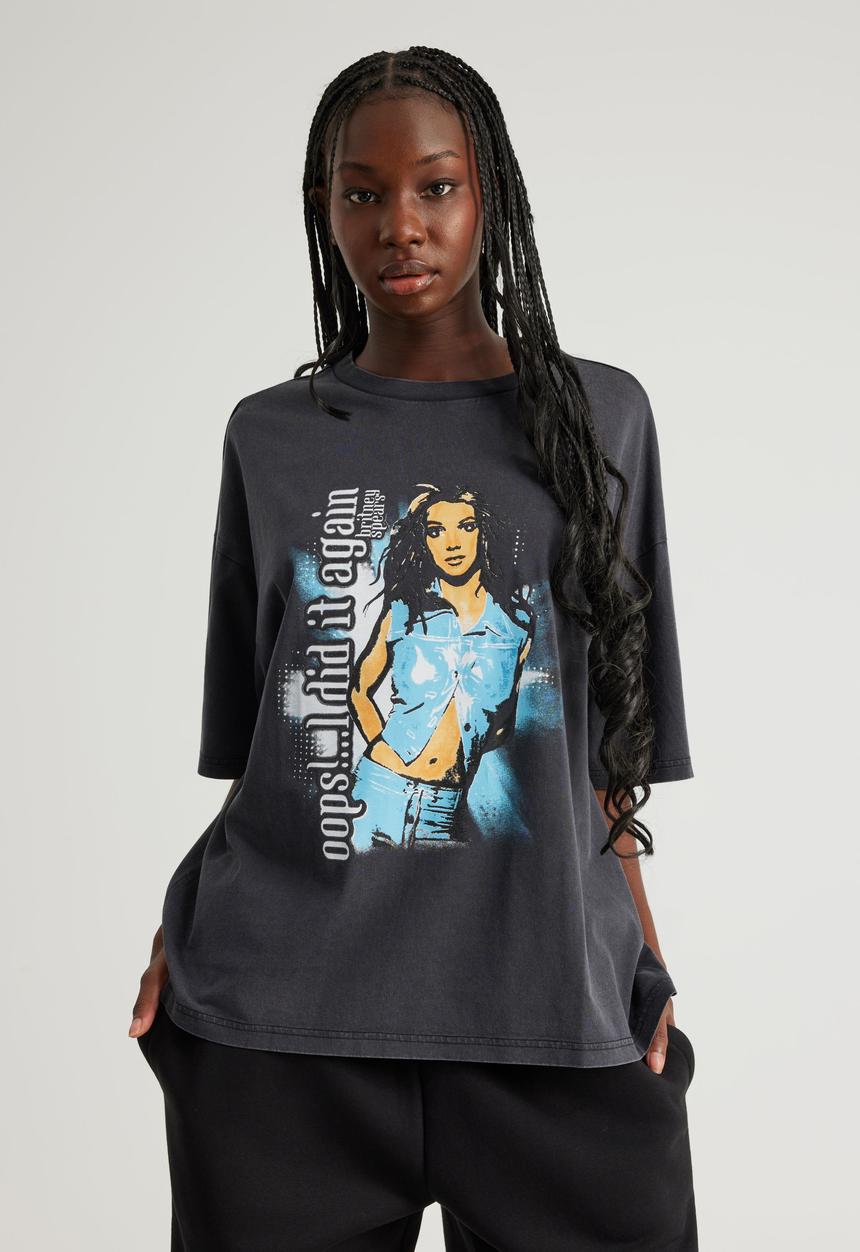 Factorie - Oversized Music Merch Tee - Lcn Bra Washed Black/Britney Spears Oops