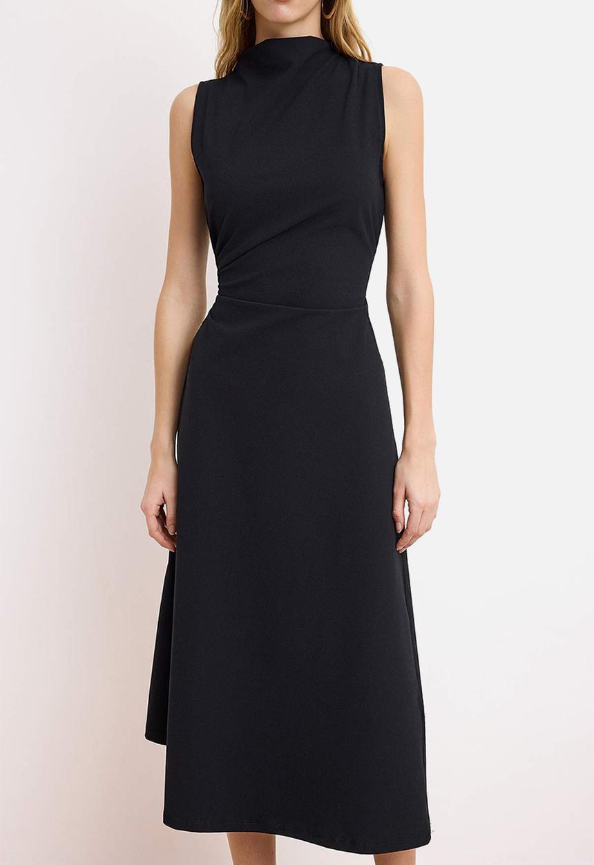 Trendyol - A-Line Asymmetrical  Midi Knitted Dress - Black