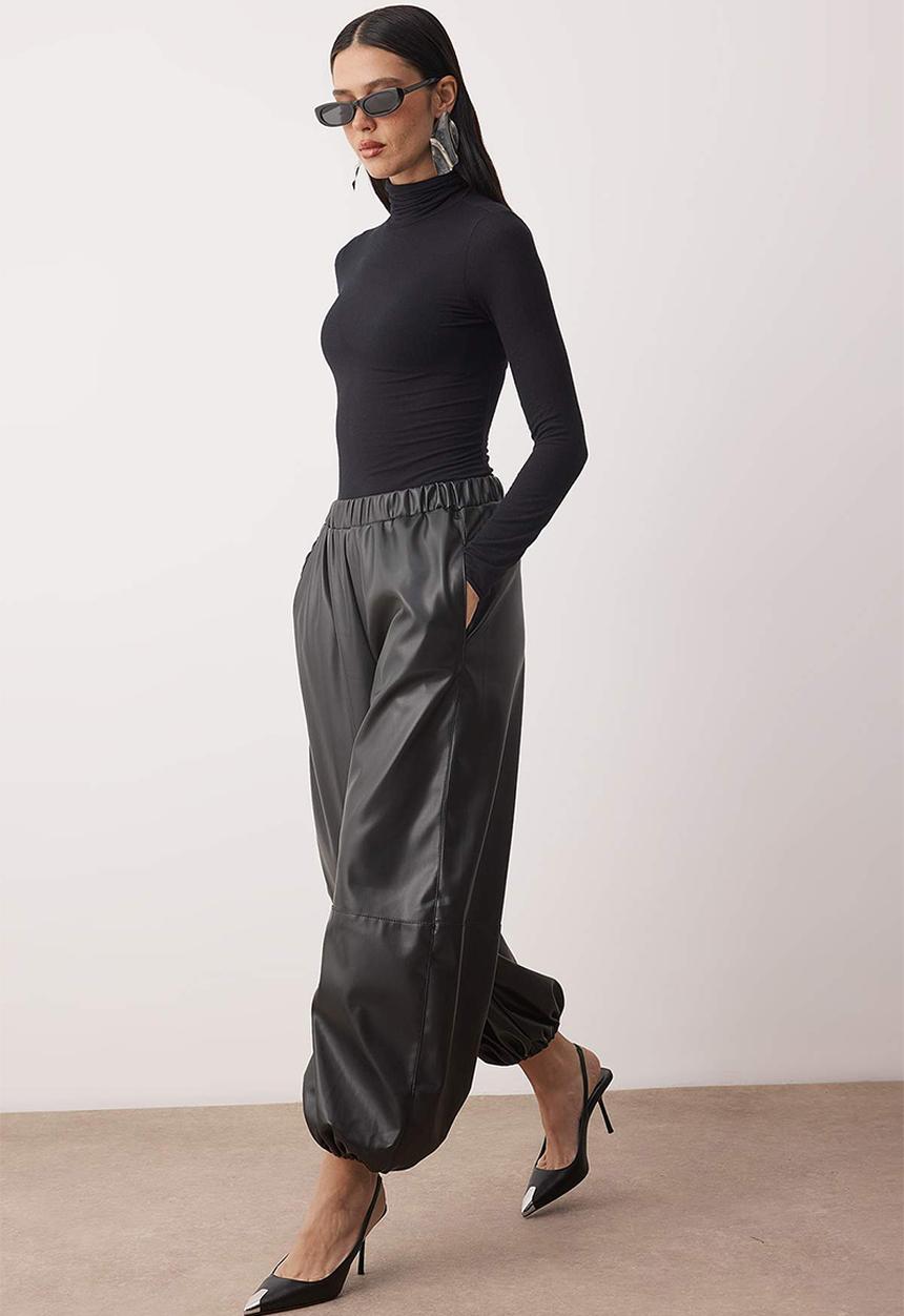Trendyol - Leather Look Harem Trousers - Black