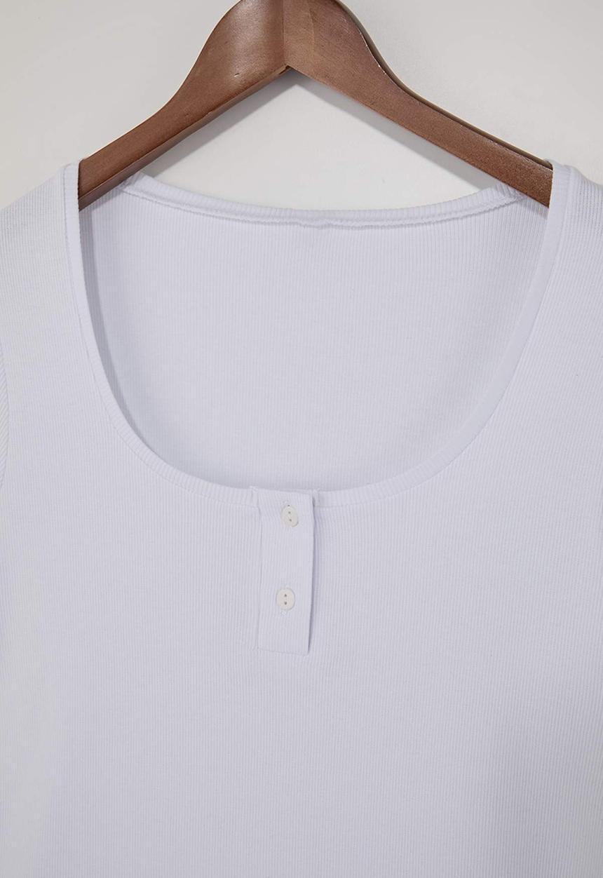 Trendyol - Plus Pool Collar Fitted Knitted Blouse - White