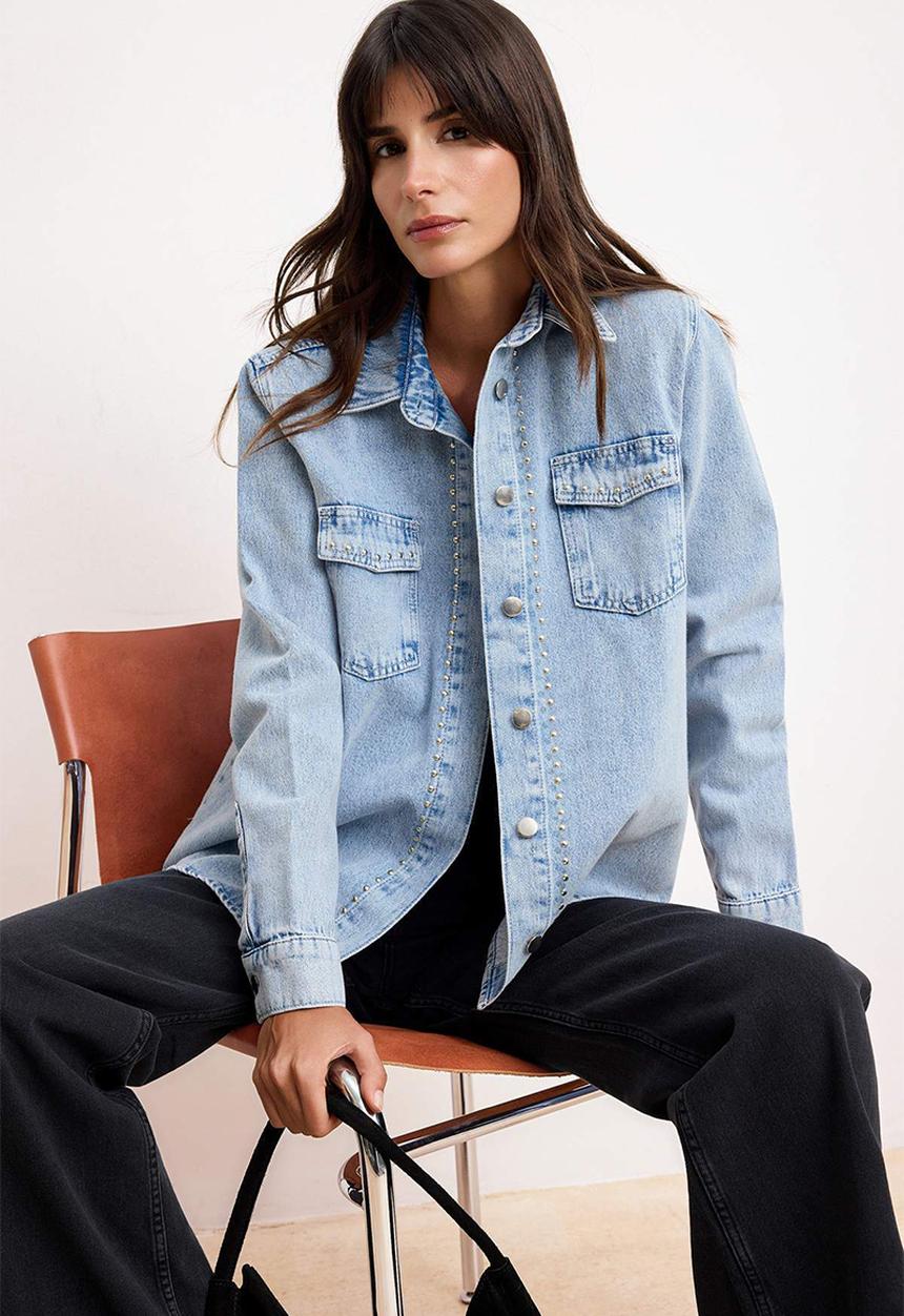 Trendyol - Oversized Denim Shirt Jacket with Trok Detail - Light Blue