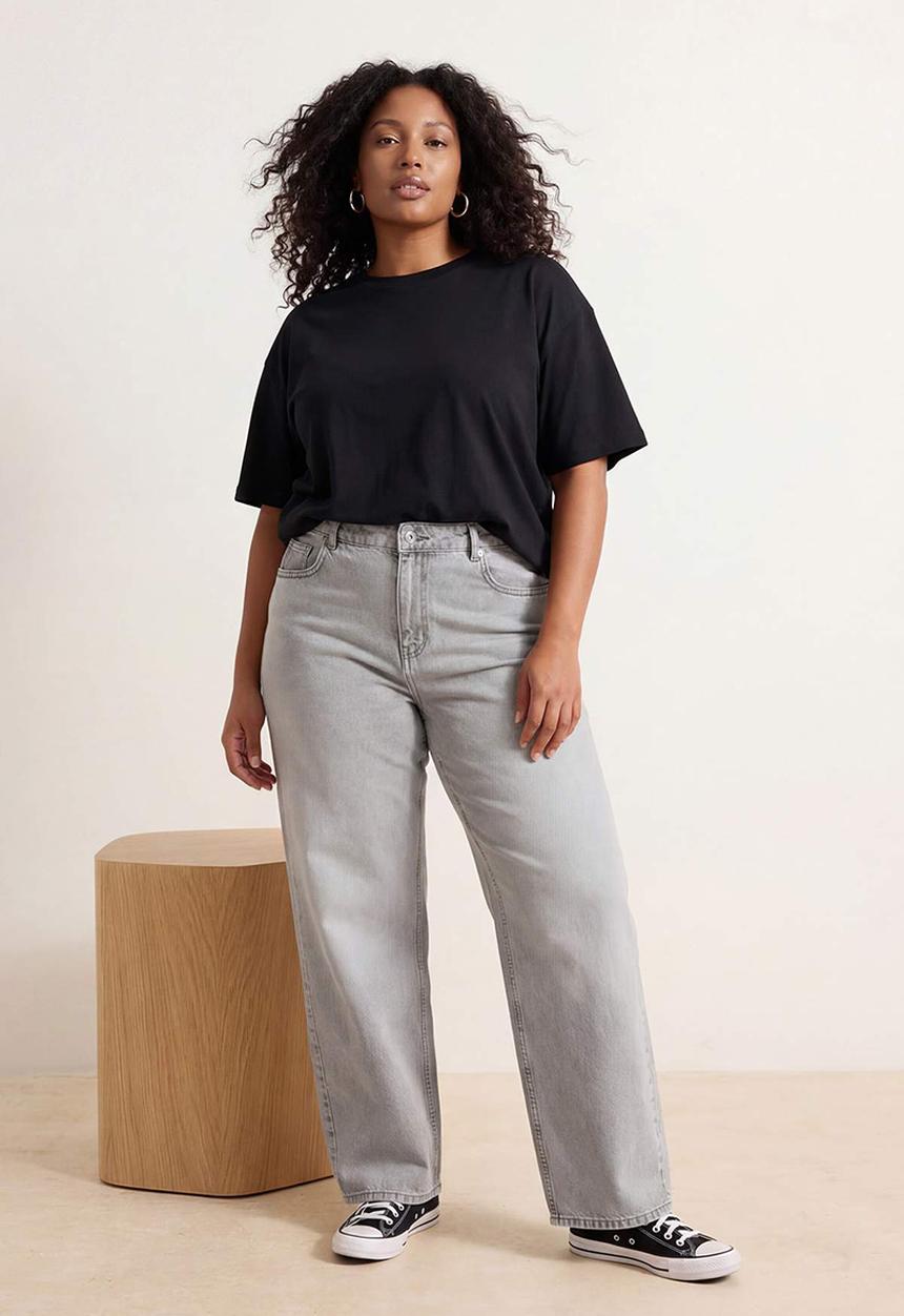 Trendyol - Wardrobe Essentials Barrel Fit 100% Cotton Thin Fabric Plus Size Jeans ? Grey