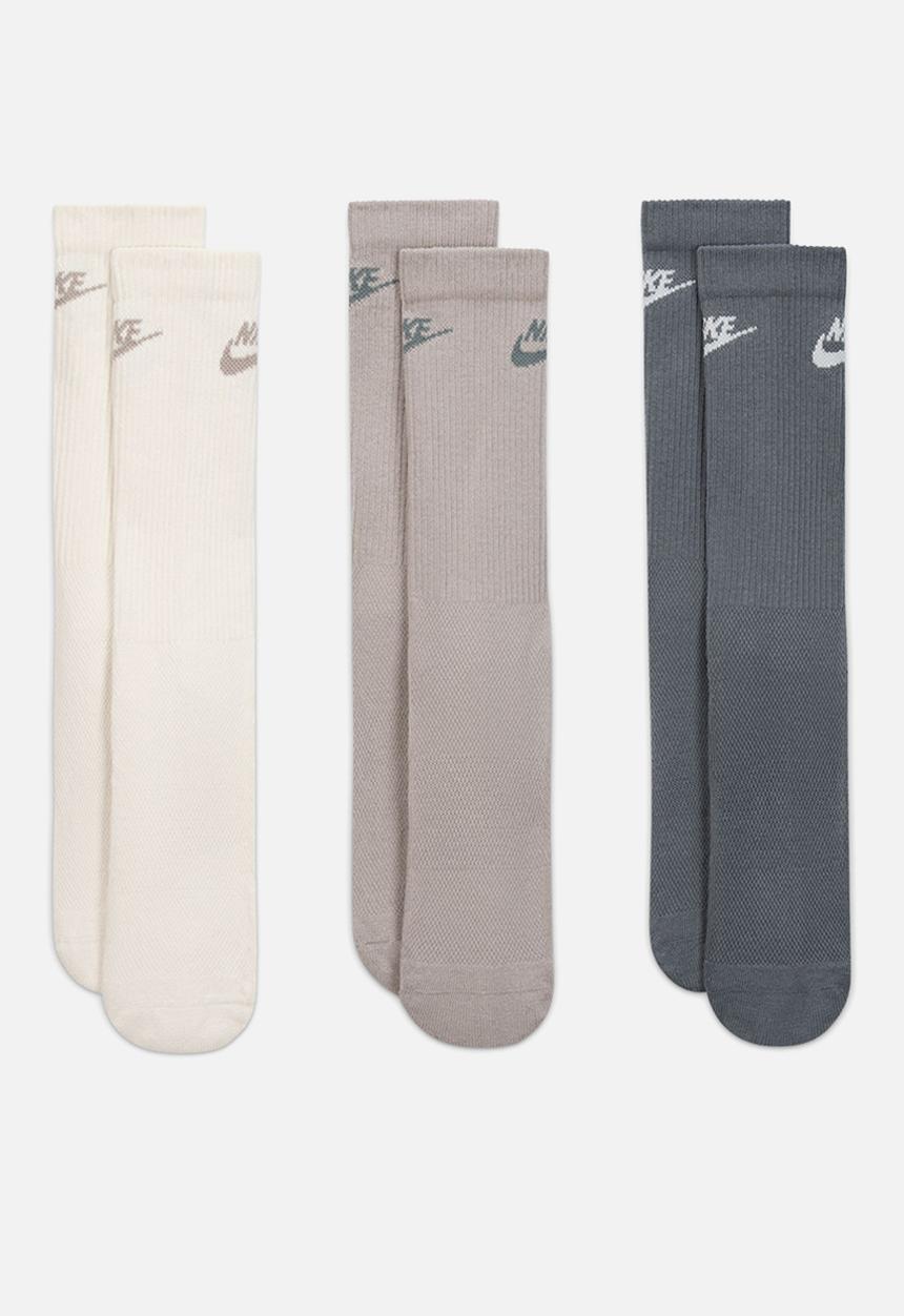 Nike - NSW Everyday Elevated Futura Crew Socks (3-Pack) - Multi