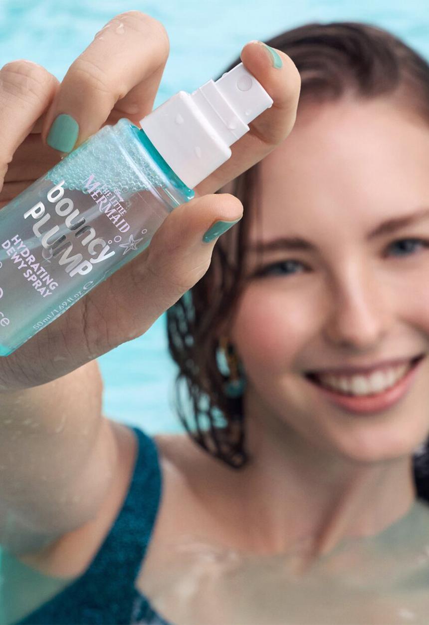 essence - Disney THE LITTLE MERMAID Bouncy Plump Hydrating Dewy Spray - 01 Make A Splash