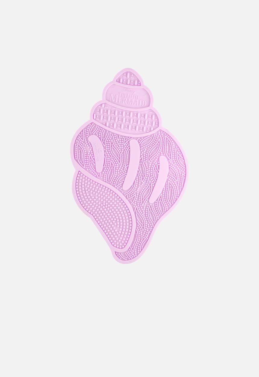 essence - Disney THE LITTLE MERMAID Brush Cleansing Pad - 01 Shell We Swim?