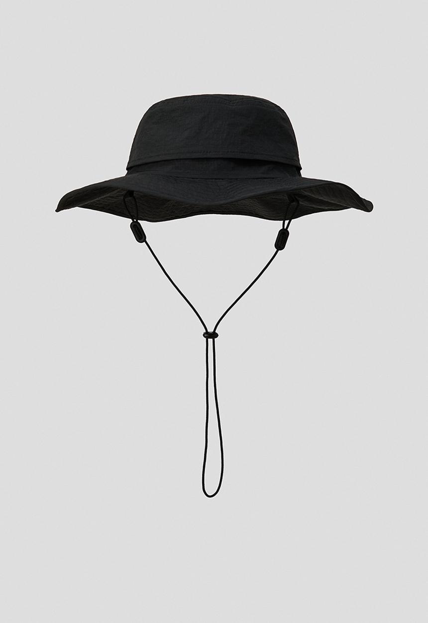 H&M - H&M Atelier: Bucket hat - black