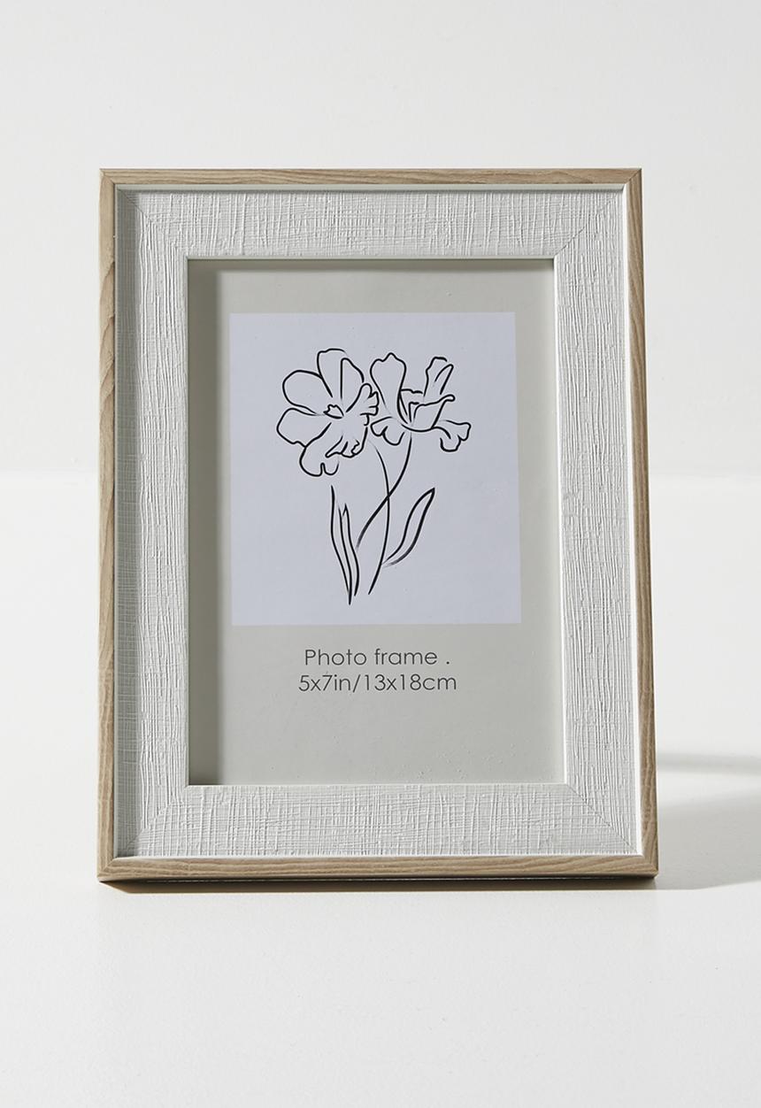 H&S - Minimal Mount - Natural & White