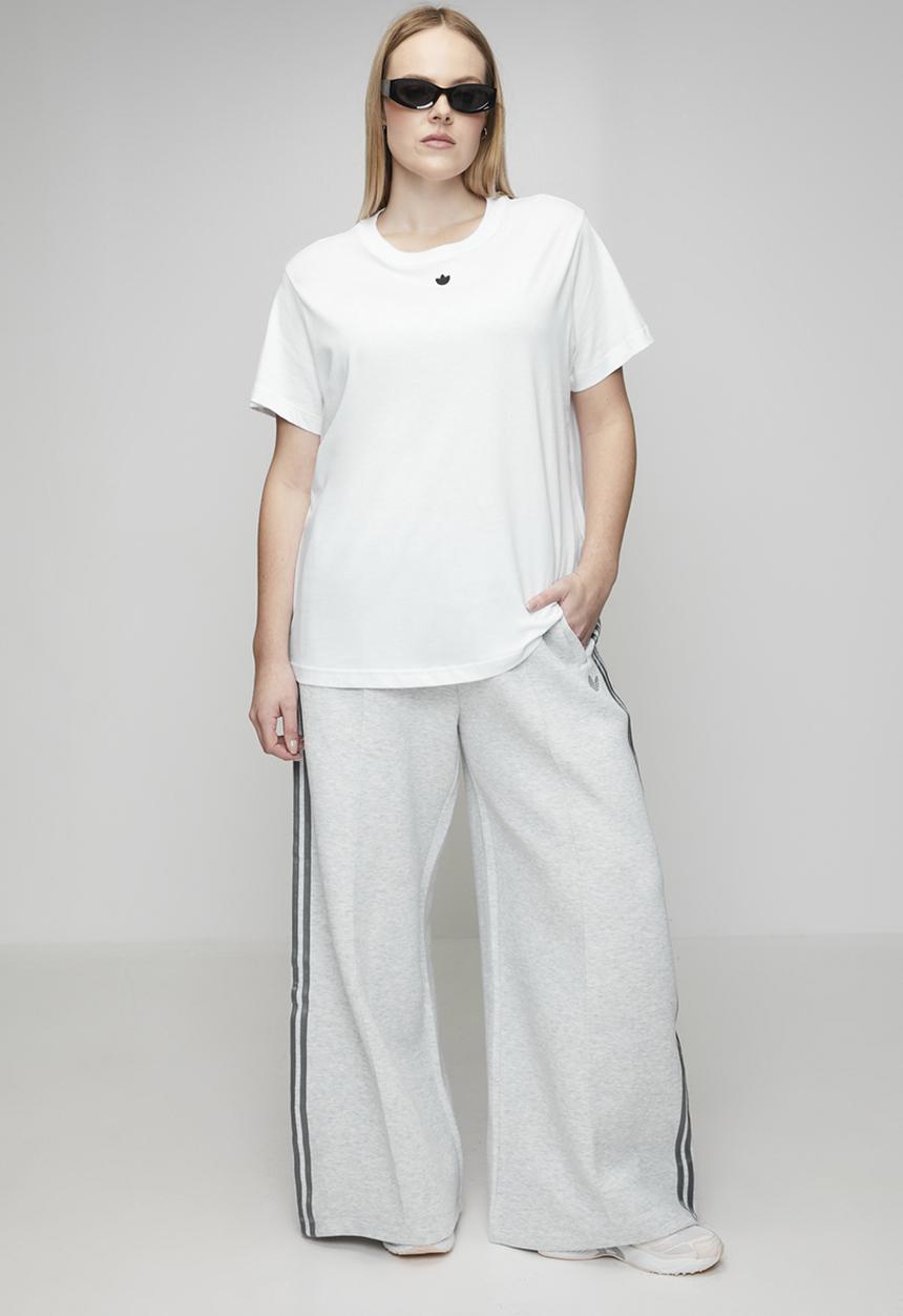adidas Originals - Plus ess trf tee w s26 - white