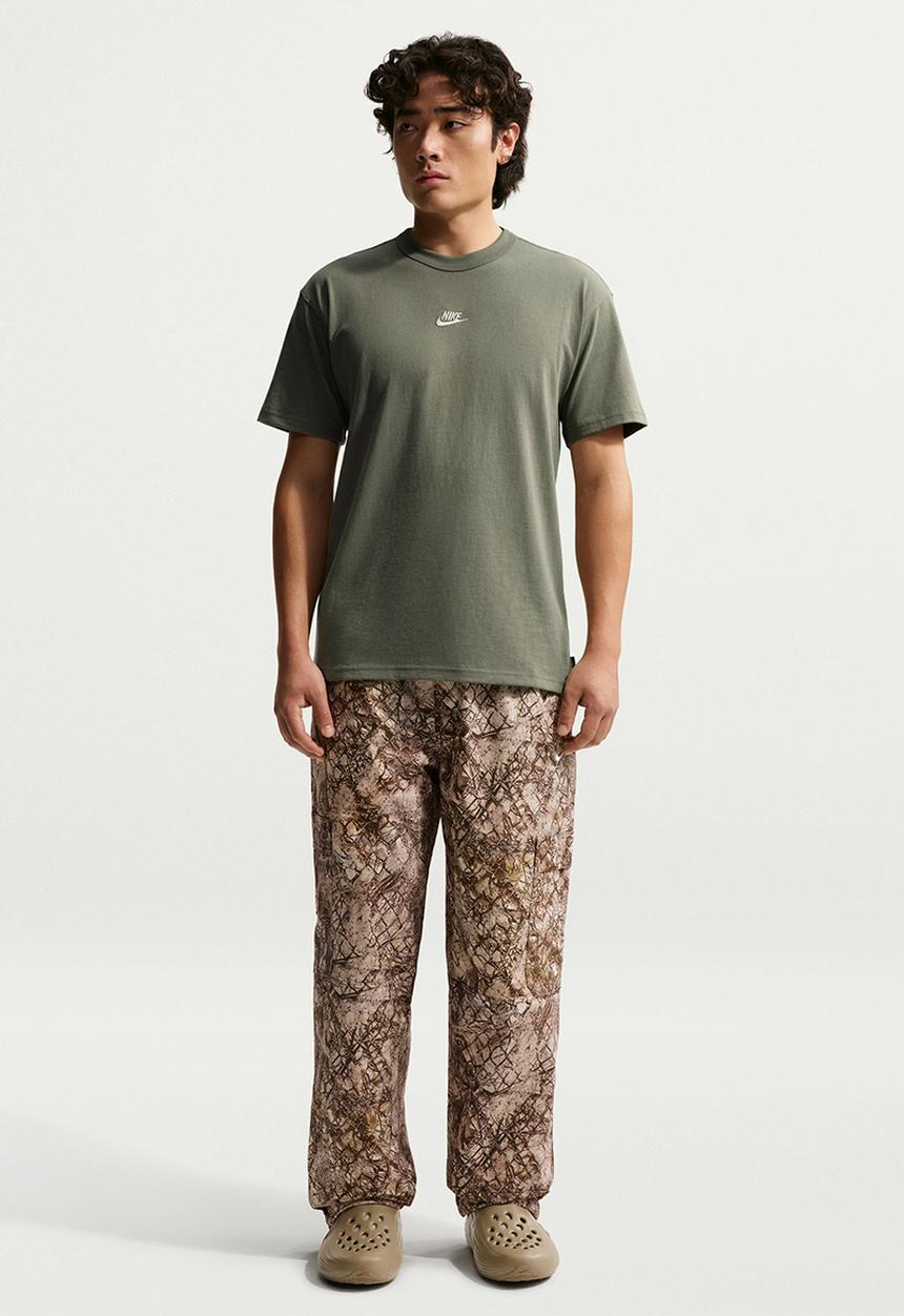 Nike - NSW Premium Essentials Men's T-Shirt  - Grey