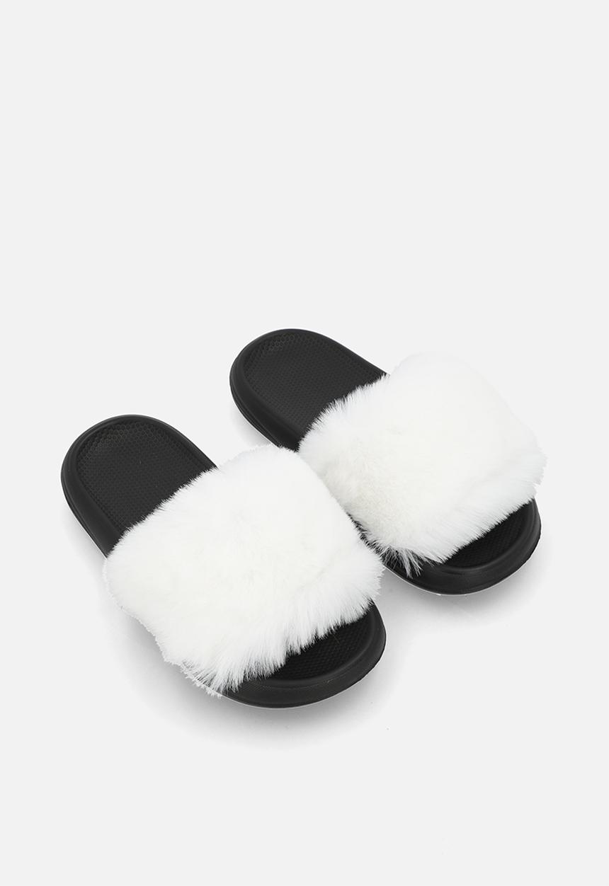 Pop Candy - Fluffy slippers - white/black