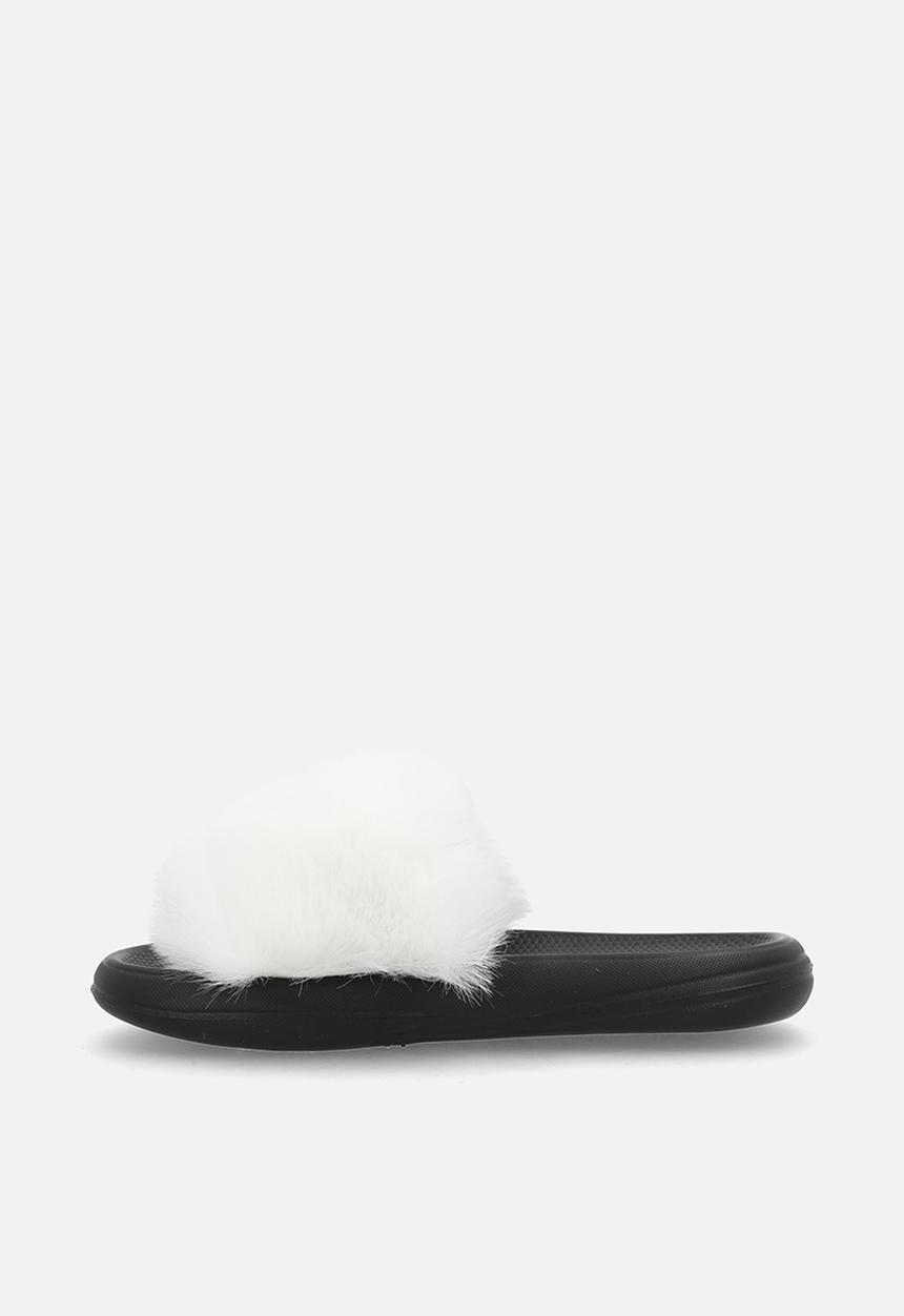Pop Candy - Fluffy slippers - white/black