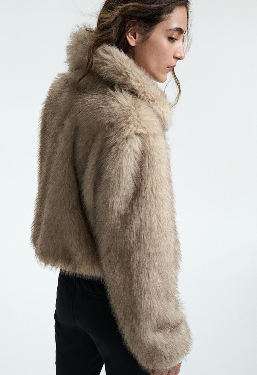 H&M - Cropped fluffy jacket - beige