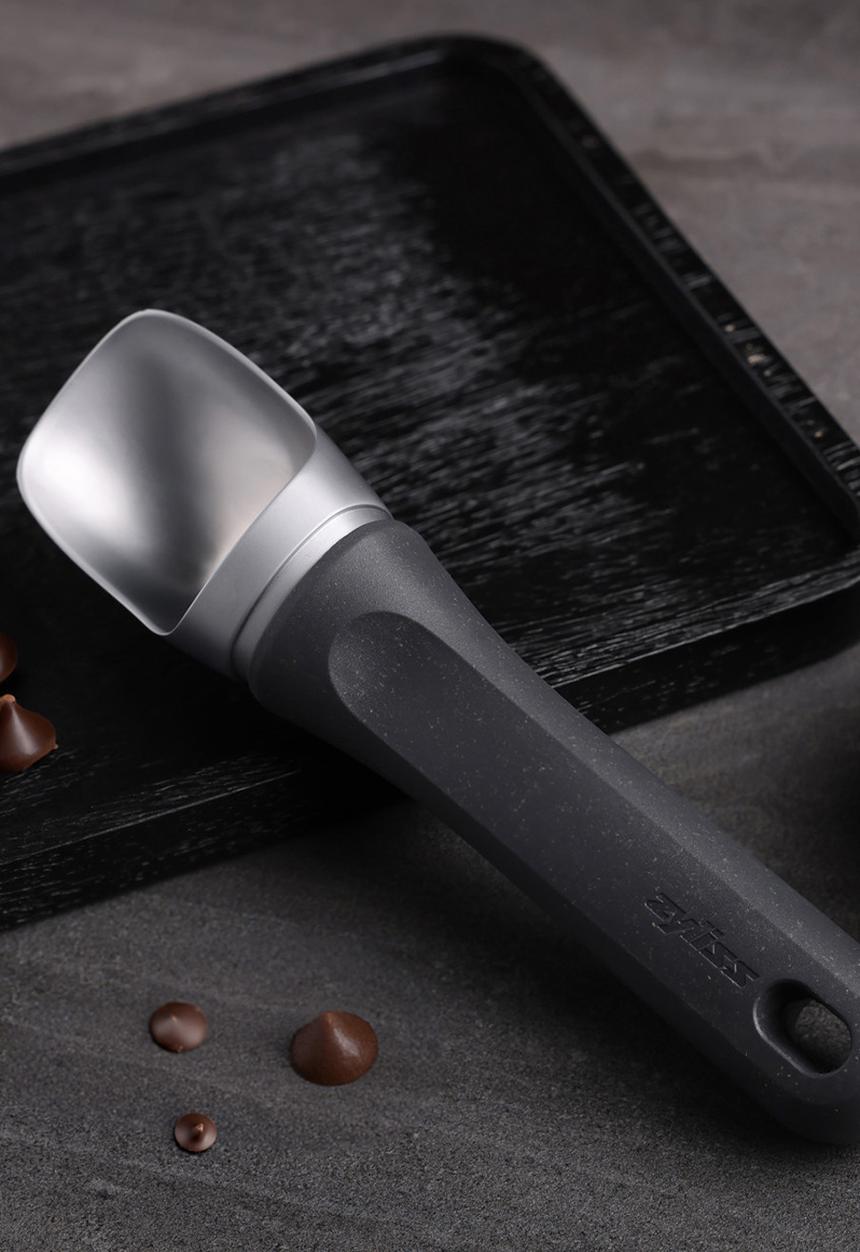 Zyliss - Zyliss Ice Cream Scoop - grey