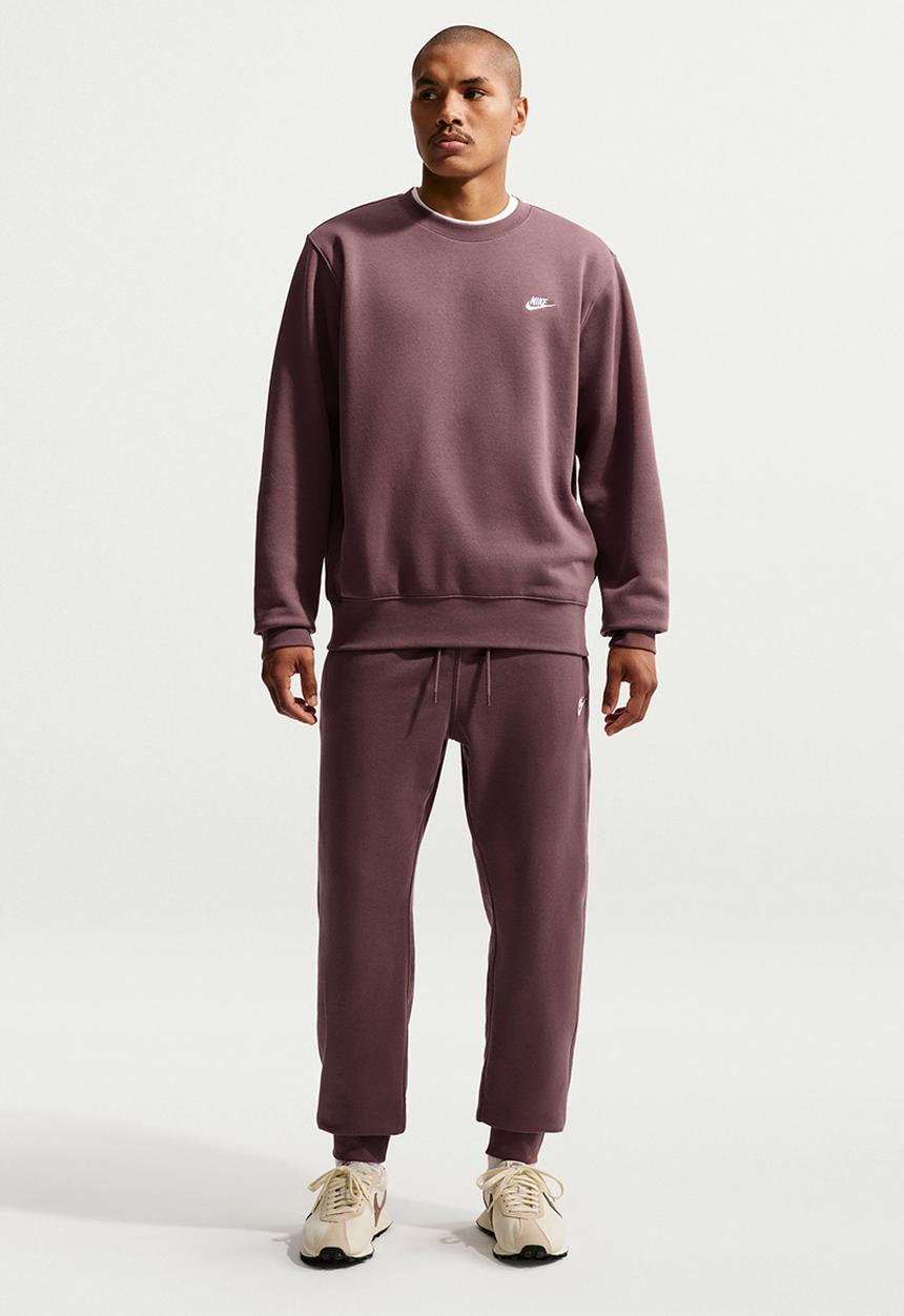 Nike - NSW Club BB Crew Sweatshirt - Brown Crimson