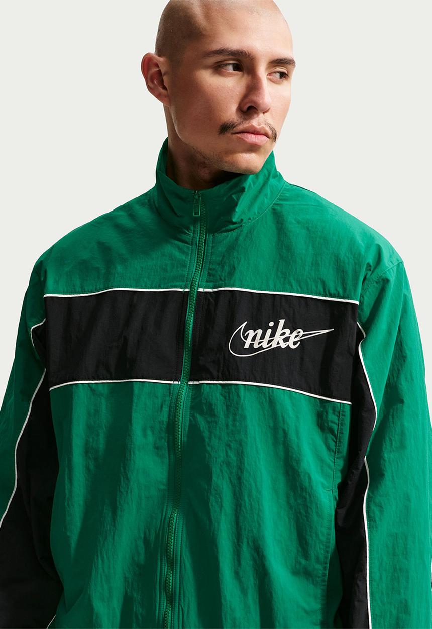 Nike - NSW Club Lightweight Full-Zip Jacket  - Green/Black