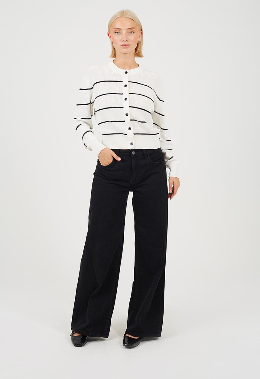 Brave Soul - All Over Fisherman Knit Cardi With Black Stripe And Black Buttons - White / Black Stripes