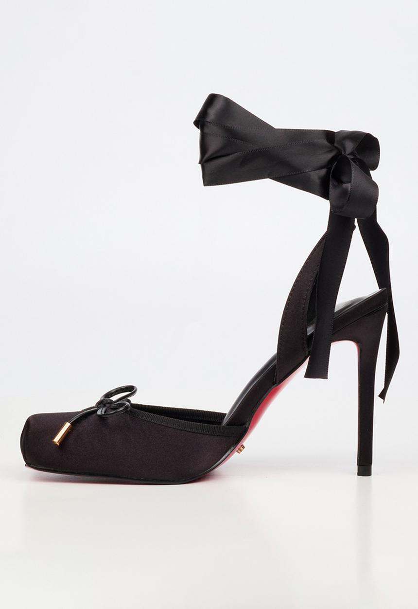 Miss Black - Adina 1 closed toe ankle strap - black