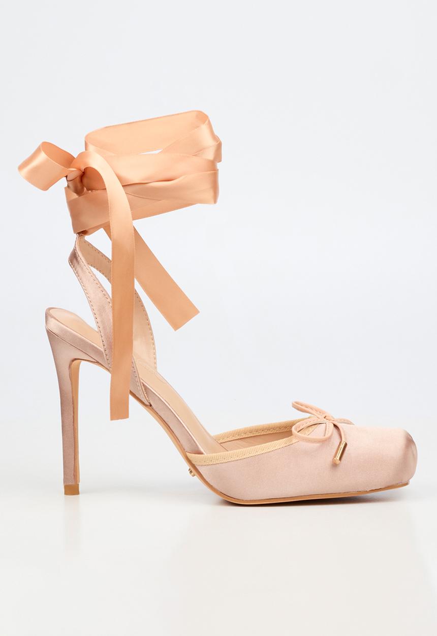 Miss Black - Adina 1 closed toe ankle strap - beige