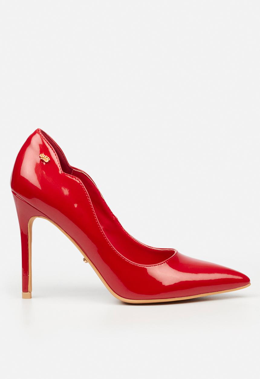 Miss Black - Lola 1 court - red