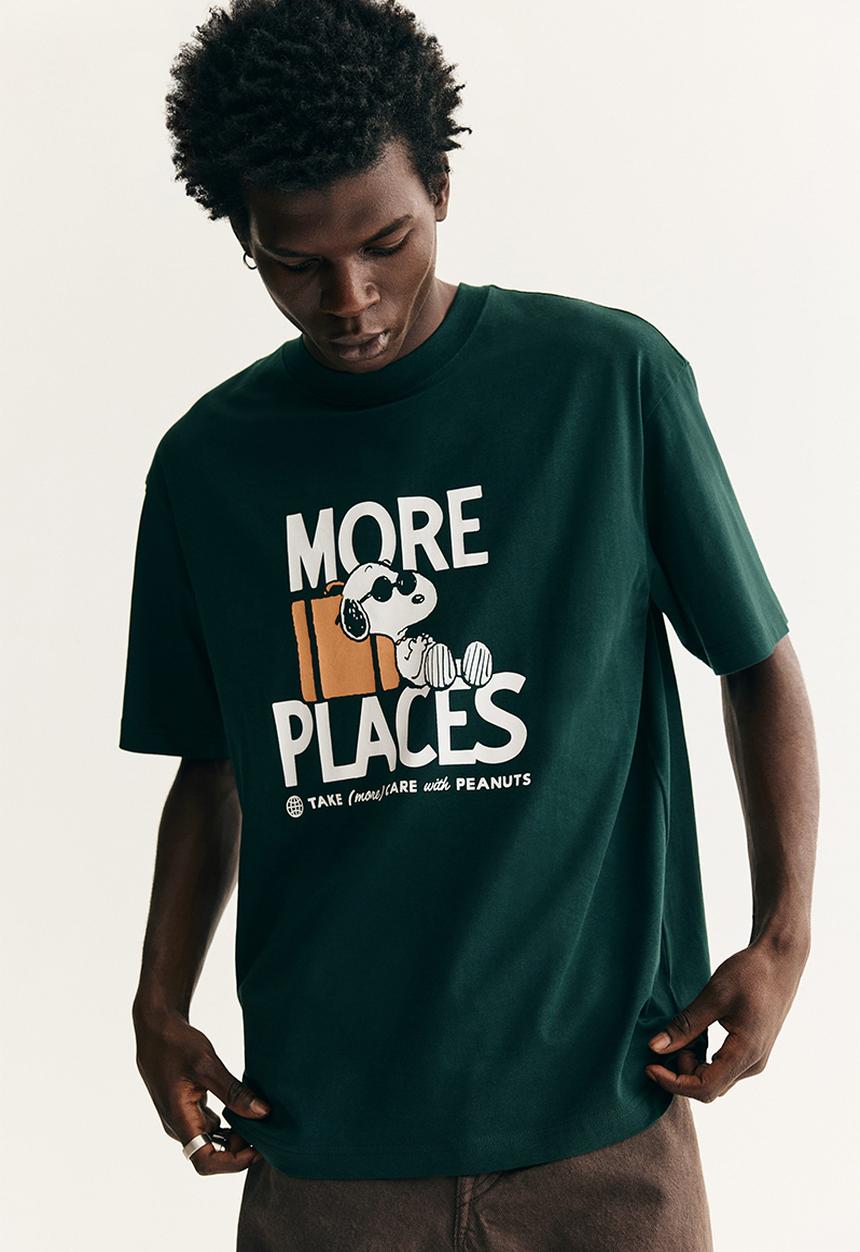 H&M - Loose fit t-shirt - dark green/snoopy