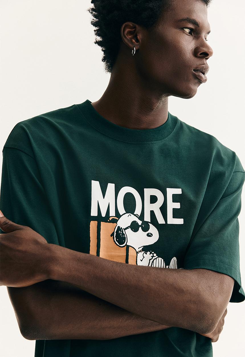 H&M - Loose fit t-shirt - dark green/snoopy