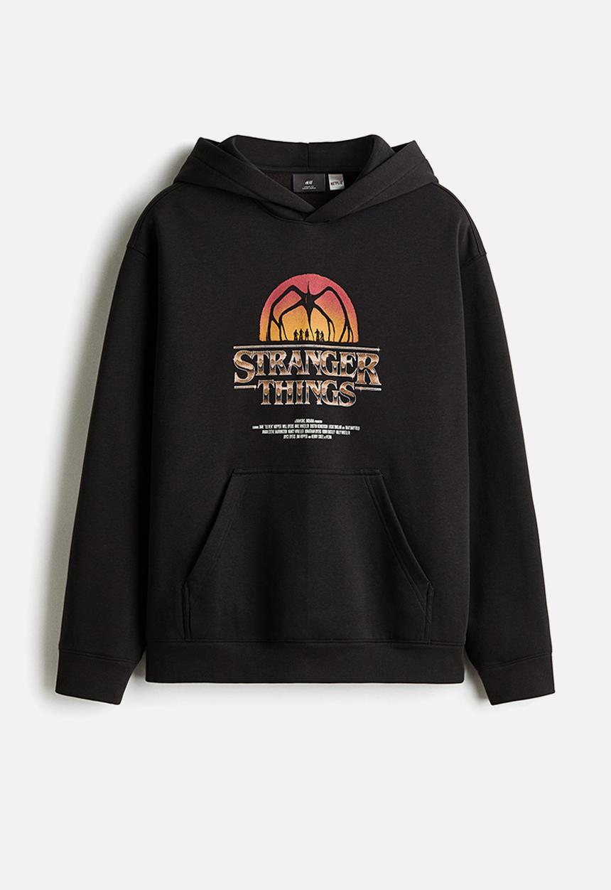 H&M - Loose fit hoodie - black/stranger things