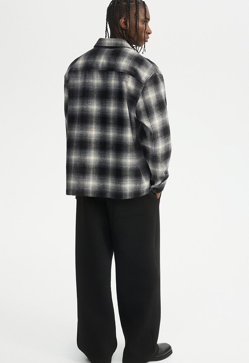 H&M - Regular fit flannel overshirt - dark grey/checked