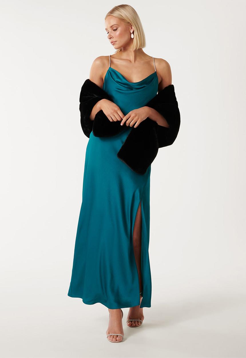 Forever New - Sophia faux fur wrap in black