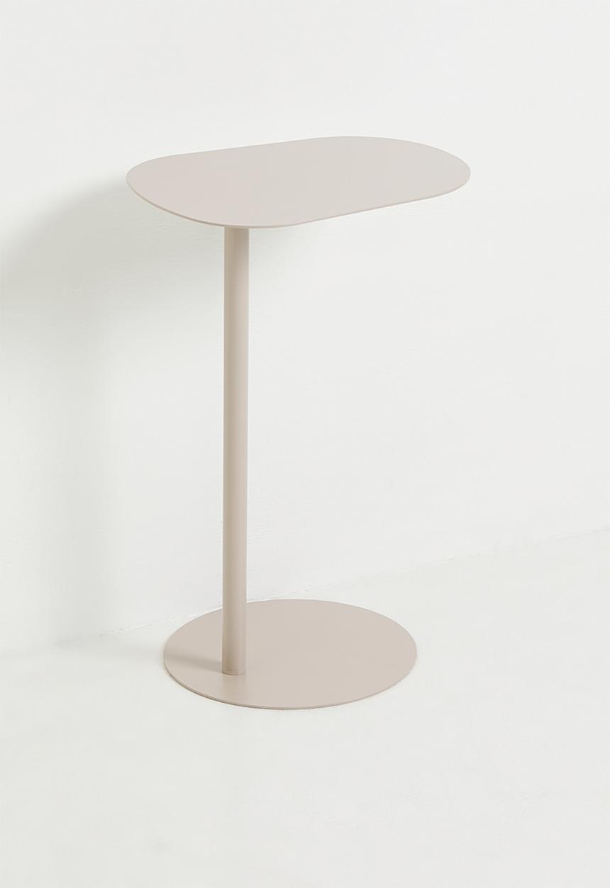 H&S - Organic side table-natural 
