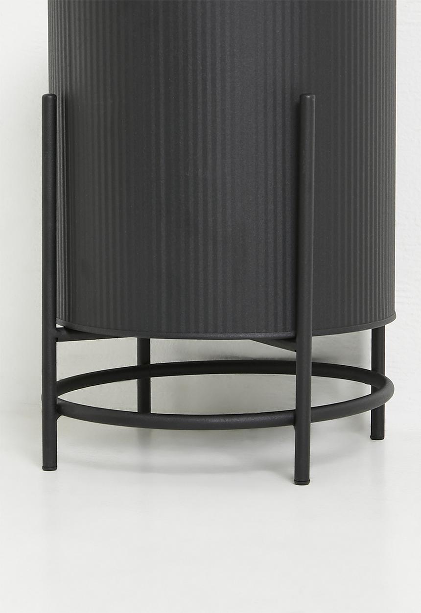 H&S - Sup metal planter set of 2 - Black