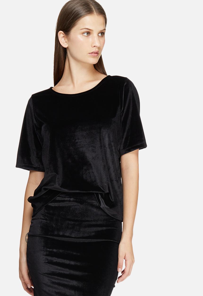 Jacqueline de Yong - Sherry velvet top