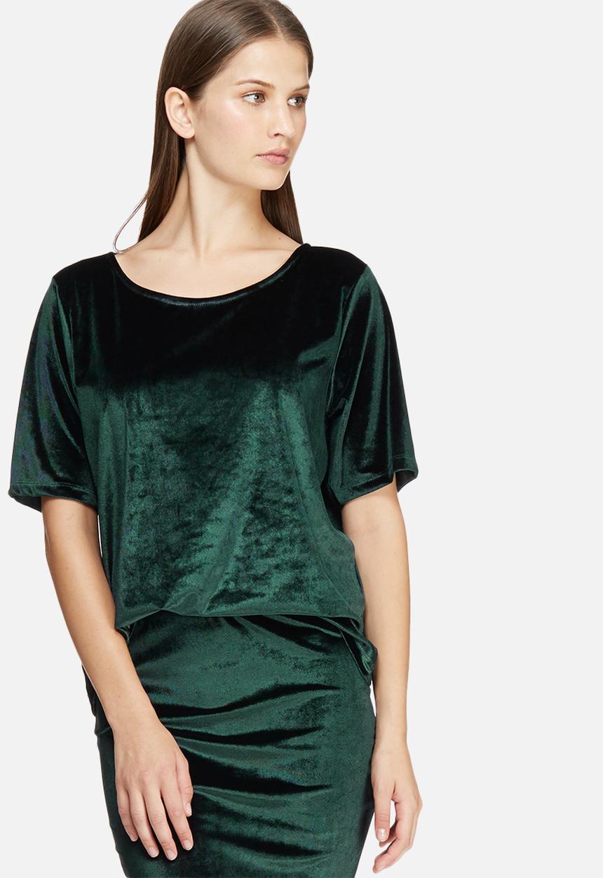 Jacqueline de Yong - Sherry velvet top