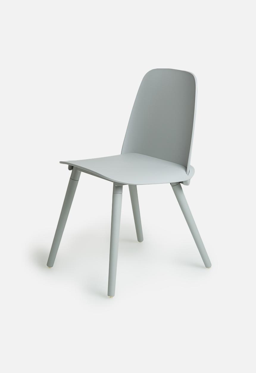 Eleven Past - Tommy chair