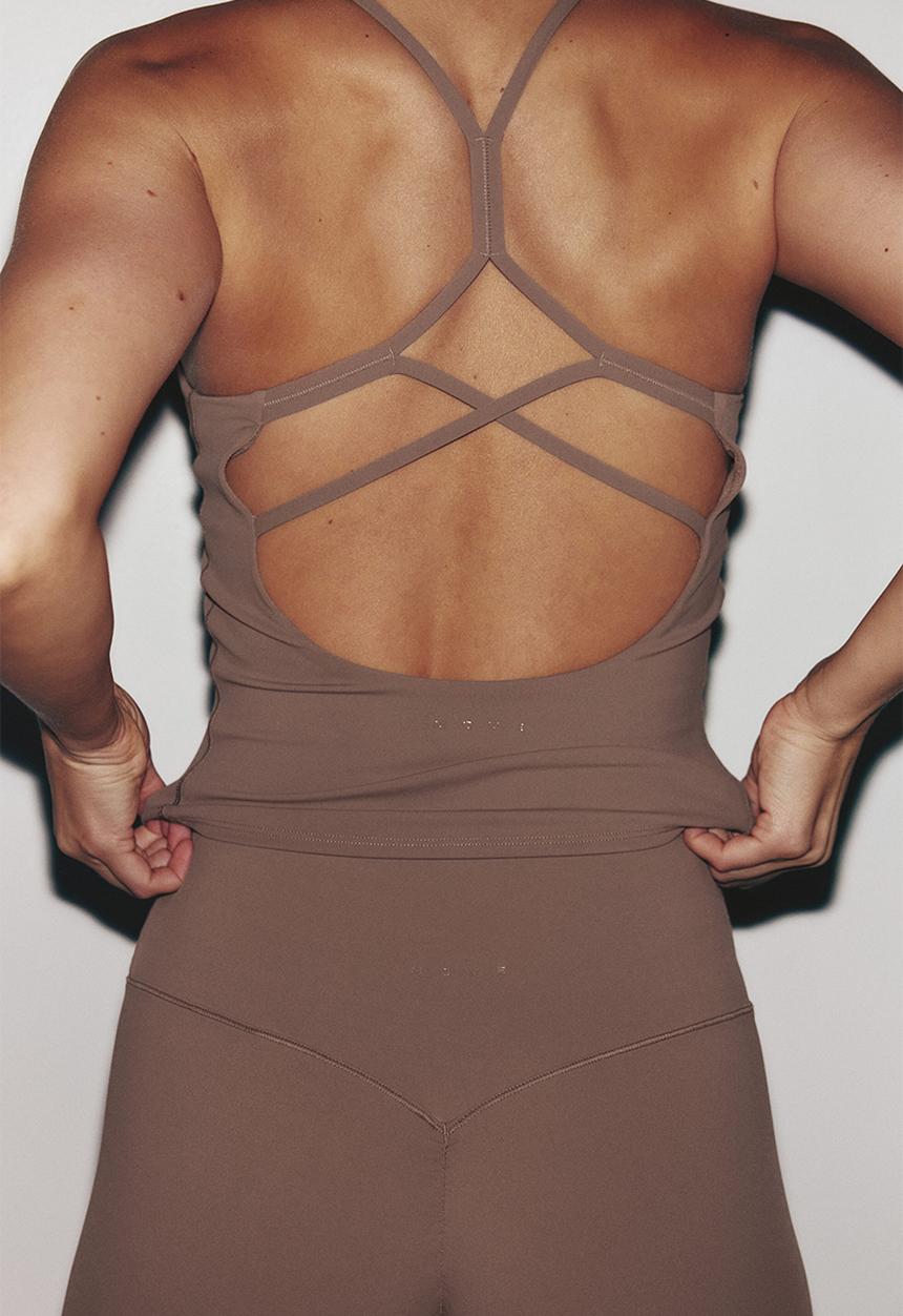 H&M - Sculptmove? sports vest top - beige