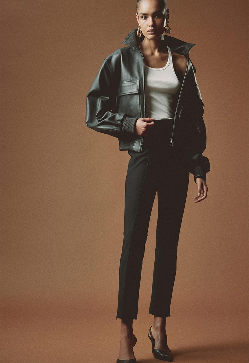 H&M - Slim crease-front trousers - black